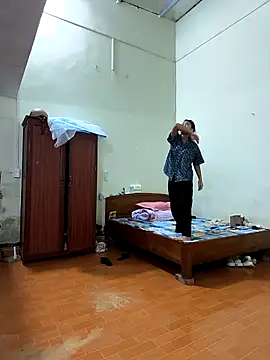 Lynly k2 online show from March 2026 01:09:02 AM