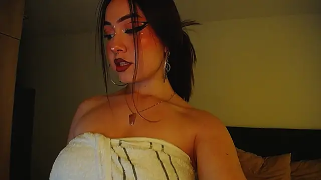 Snapshot of _Pariiss chatting on March 2026 09:33:02 PM Pariiss online show from March 2026 09:33:02 PM