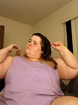 Snapshot of mayflower420 chatting on April 2026 02:47:02 AM mayflower420 online show from April 2026 02:47:02 AM