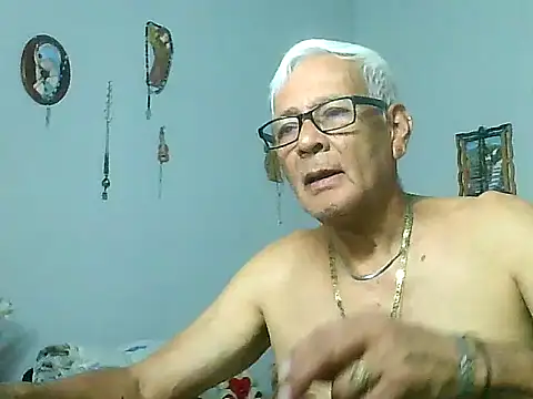 dirtysluttyfist online show from December 2025 01:11:01 AM