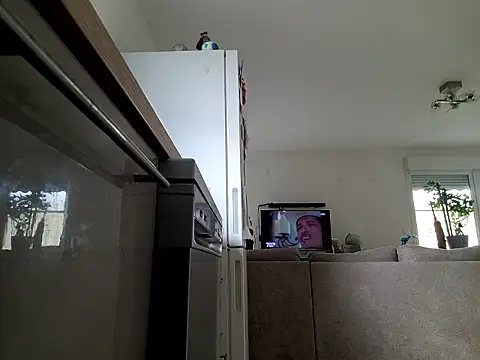 Snapshot of Olifesse chatting on April 2026 08:18:02 AM Olifesse online show from April 2026 08:18:02 AM