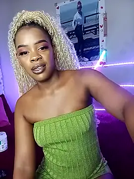 Snapshot of Eve_Scarlet chatting on April 2026 10:16:01 PM Eve Scarlet online show from April 2026 10:16:01 PM