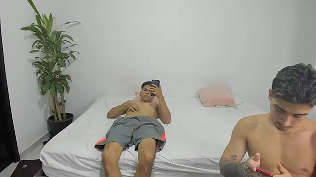 shark boy28 online show from November 2025 03:59:02 AM