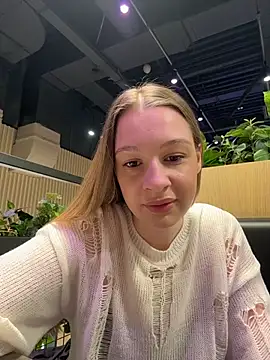 SashaCatt online show from December 2025 08:10:02 AM