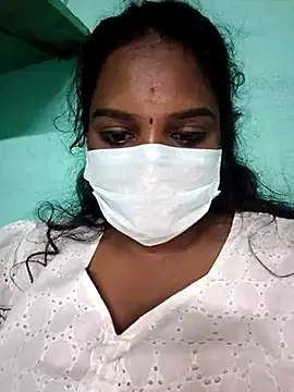 Snapshot of Tamil_Hot_Pooja chatting on November 2025 05:00:01 PM Tamil Hot Pooja online show from November 2025 05:00:01 PM