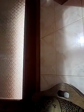 AmiaBanks online show from November 2025 02:20:01 AM