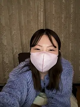 Snapshot of chika_v_v chatting on December 2025 06:38:01 PM chika v v online show from December 2025 06:38:01 PM