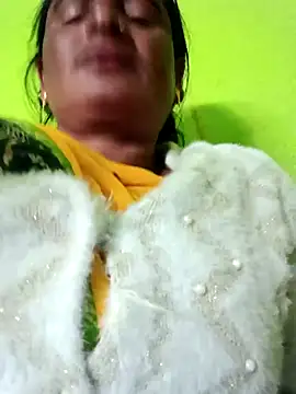 Quin love143 online show from December 2025 02:15:01 PM