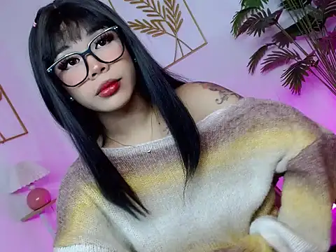 slutty lauraxxx online show from April 2026 03:55:01 AM