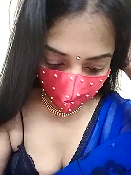 Honeya96 online show from January 2026 06:48:01 AM