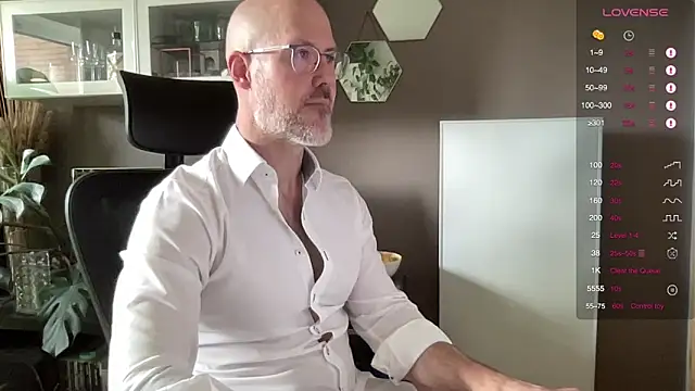 Snapshot of the_new_fit_rubinho chatting on March 2026 09:37:02 AM the new fit rubinho online show from March 2026 09:37:02 AM