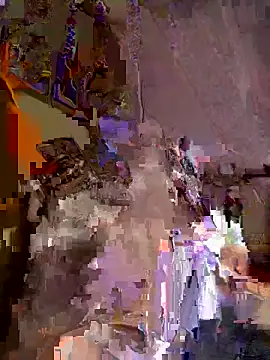 Snapshot of burbuja360 chatting on November 2025 04:07:02 PM burbuja360 online show from November 2025 04:07:02 PM