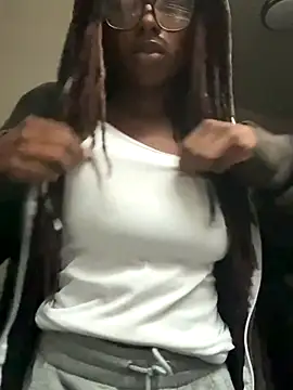 tj022025 online show from November 2025 09:02:02 PM