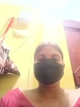 Snapshot of Hotbhabhi_089 chatting on April 2026 05:12:02 PM Hotbhabhi 089 online show from April 2026 05:12:02 PM