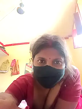 Snapshot of Hotbhabhi_089 chatting on April 2026 05:43:02 AM Hotbhabhi 089 online show from April 2026 05:43:02 AM