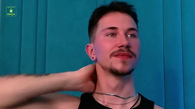 IskellaEvans online show from November 2025 01:28:01 AM