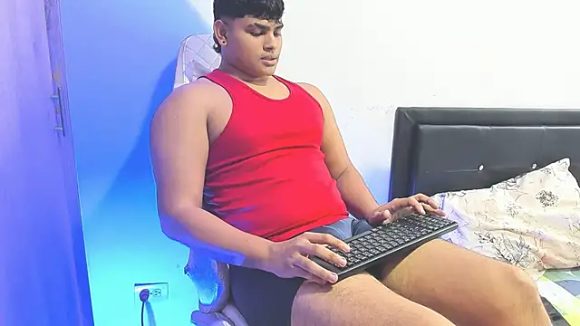 Snapshot of james_smithx chatting on November 2025 09:46:02 PM james smithx online show from November 2025 09:46:02 PM