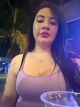 lady cristal online show from November 2025 06:33:02 AM