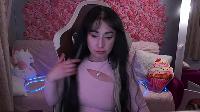 CarolinaaFoxyyy online show from May 2026 07:00:02 PM