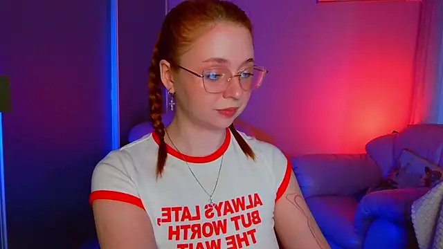 Snapshot of Erica_Nelson chatting on April 2026 01:16:02 AM Erica Nelson online show from April 2026 01:16:02 AM