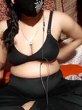 Snapshot of HotGirl23231 chatting on April 2026 07:27:01 PM HotGirl23231 online show from April 2026 07:27:01 PM