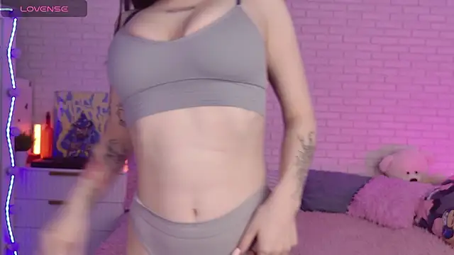 Darineko  online show from March 2026 05:46:01 AM