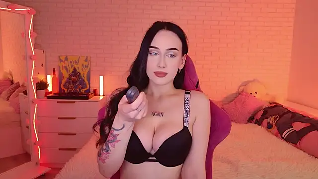 Snapshot of Darineko_ chatting on April 2026 03:29:02 AM Darineko online show from April 2026 03:29:02 AM