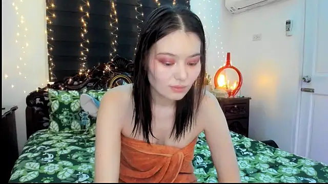 HopeLovely online show from June 2026 02:08:01 PM