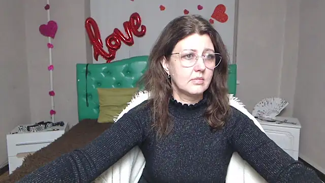 RoseHille online show from February 2026 06:14:01 PM