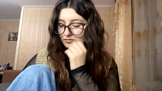 DonnieBooton online show from November 2025 01:44:01 PM