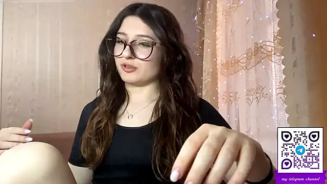 Snapshot of DonnieBooton chatting on March 2026 01:17:01 PM DonnieBooton online show from March 2026 01:17:01 PM