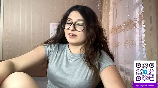 Snapshot of DonnieBooton chatting on April 2026 01:12:01 PM DonnieBooton online show from April 2026 01:12:01 PM