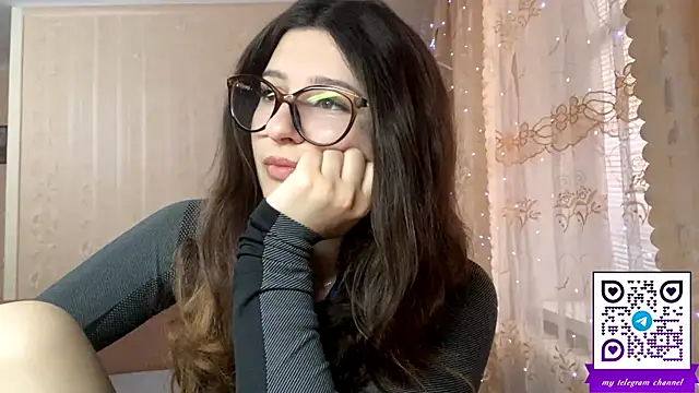 Snapshot of DonnieBooton chatting on April 2026 12:38:02 PM DonnieBooton online show from April 2026 12:38:02 PM