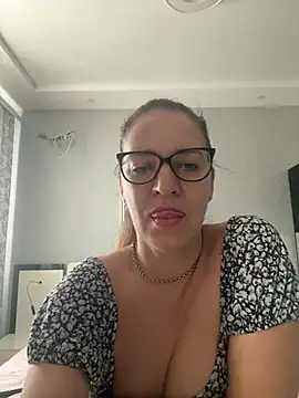 Snapshot of Milana8263 chatting on March 2026 08:07:02 AM Milana8263 online show from March 2026 08:07:02 AM