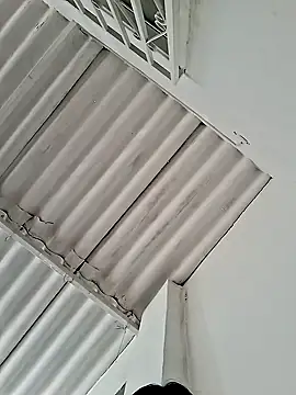 Skinny Wet online show from November 2025 12:15:02 PM