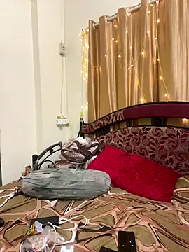 Snapshot of indiantwinkalexa chatting on December 2025 01:16:02 PM indiantwinkalexa online show from December 2025 01:16:02 PM