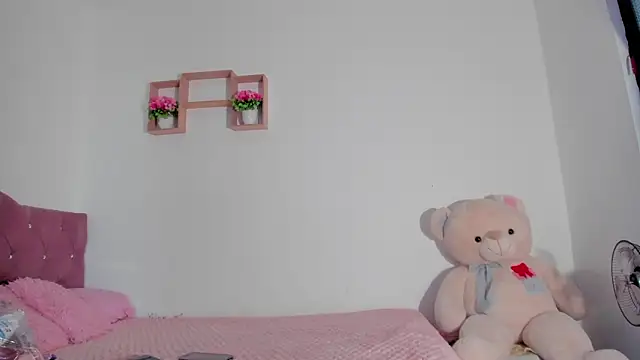 Snapshot of vanessa_sexyhot_ chatting on February 2026 01:45:01 PM vanessa sexyhot online show from February 2026 01:45:01 PM