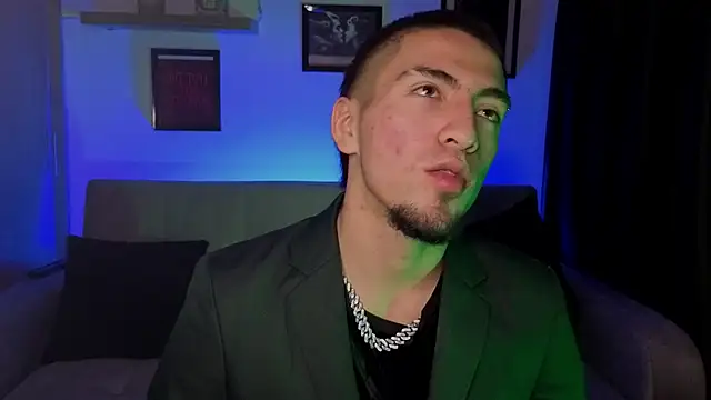 AresMassimoX online show from November 2025 04:00:01 AM