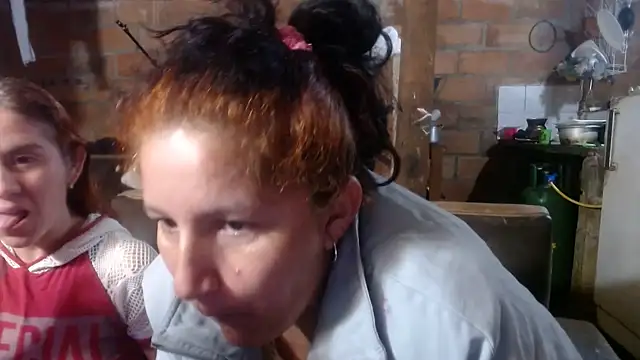 Snapshot of Sra_Angelina chatting on June 2026 04:35:02 AM Sra Angelina online show from June 2026 04:35:02 AM