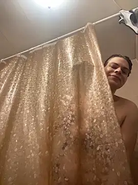 Snapshot of Dona_Mafia chatting on April 2026 09:48:01 PM Dona Mafia online show from April 2026 09:48:01 PM