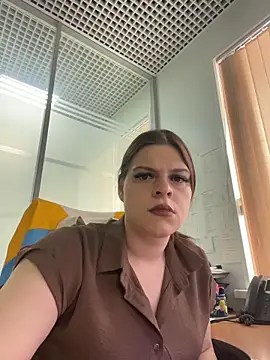 Snapshot of Dona_Mafia chatting on May 2026 11:22:01 PM Dona Mafia online show from May 2026 11:22:01 PM