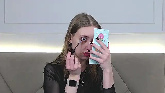 RachaelCute online show from December 2025 04:18:02 AM