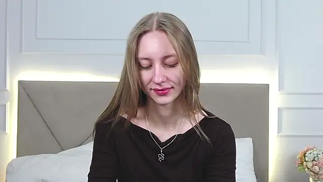 Snapshot of RachaelCute chatting on February 2026 09:08:01 AM RachaelCute online show from February 2026 09:08:01 AM