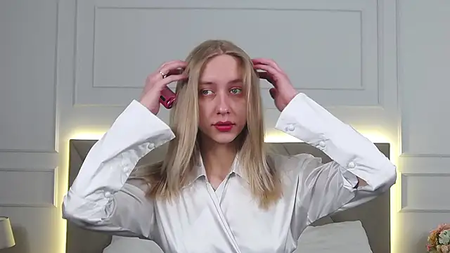 Snapshot of RachaelCute chatting on February 2026 10:21:02 AM RachaelCute online show from February 2026 10:21:02 AM