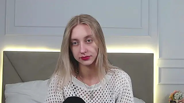 Snapshot of RachaelCute chatting on February 2026 04:39:01 AM RachaelCute online show from February 2026 04:39:01 AM