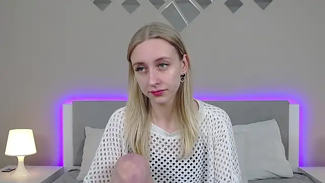 Snapshot of RachaelCute chatting on March 2026 04:38:01 AM RachaelCute online show from March 2026 04:38:01 AM