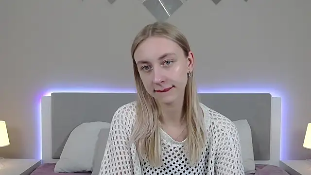 Snapshot of RachaelCute chatting on April 2026 01:41:01 PM RachaelCute online show from April 2026 01:41:01 PM