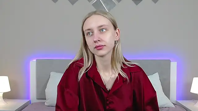 Snapshot of RachaelCute chatting on April 2026 11:19:01 AM RachaelCute online show from April 2026 11:19:01 AM