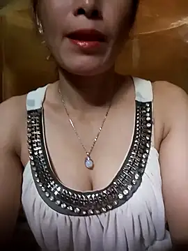 Soursop-op online show from November 2025 06:34:01 AM