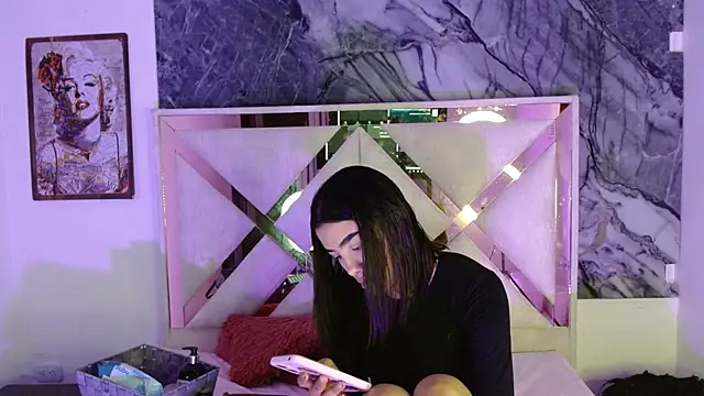 tael novacs online show from December 2025 04:06:01 AM